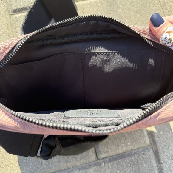 Markberg Denmark Darla Crossbody NWT Rose/Dusty Pink Recycled great gift - Picture 8 of 15